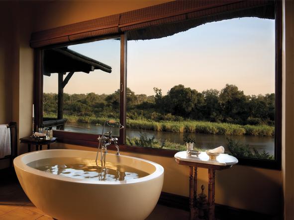 Tinga Narina Lodge - bath
